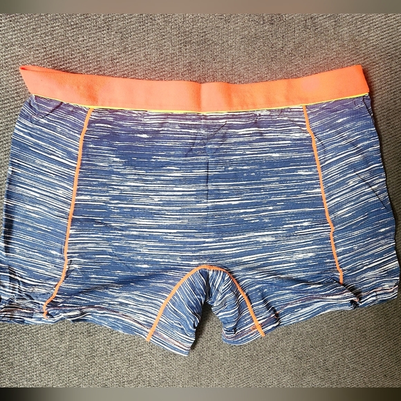 Youmita Sport Shorts - Picture 1 of 5